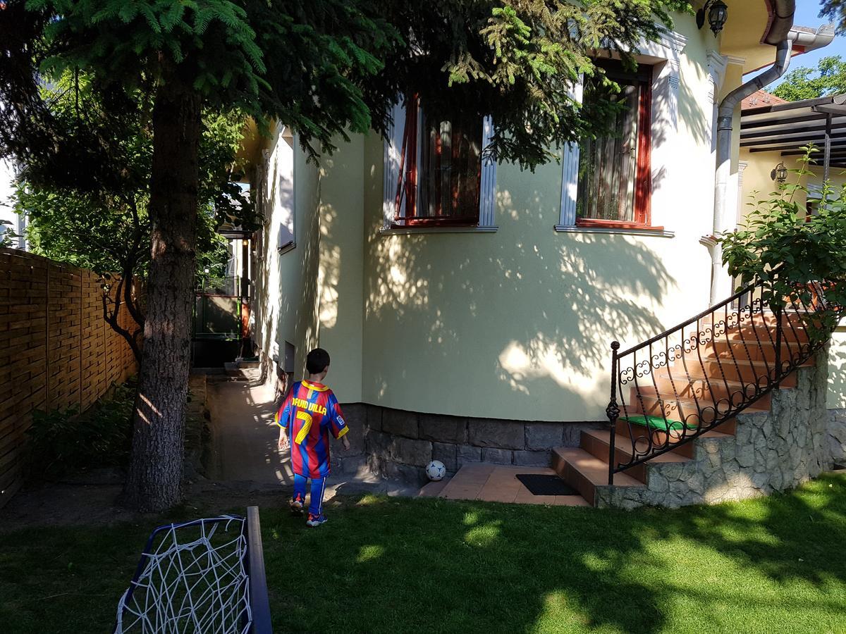 Palma Villa In City Park Budapest - Semi Suteren Exteriér fotografie
